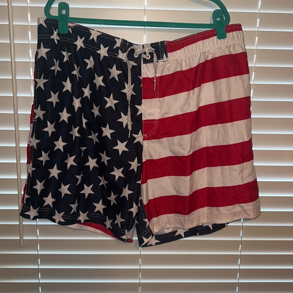 Men’s swim trunks